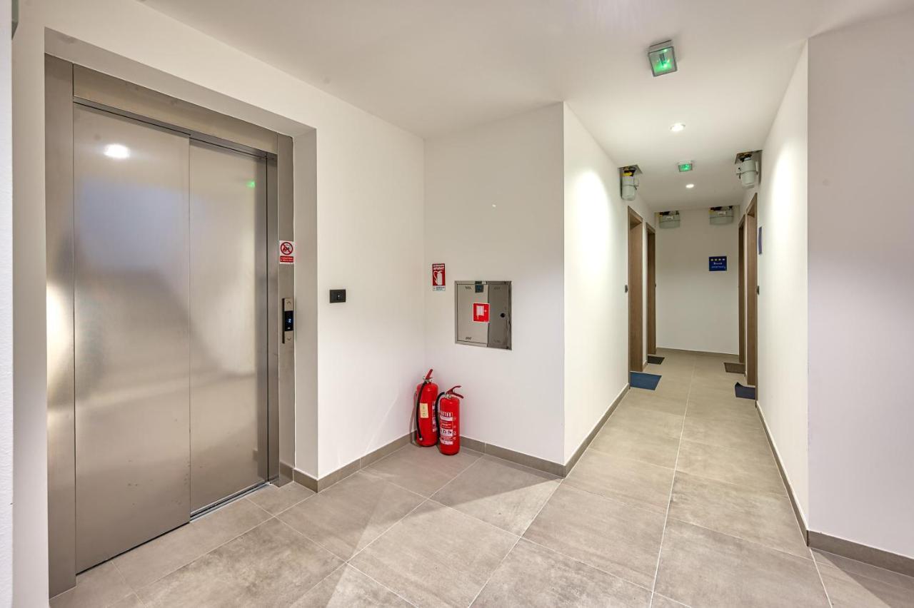PUY Art Apartment Monvidal מראה חיצוני תמונה