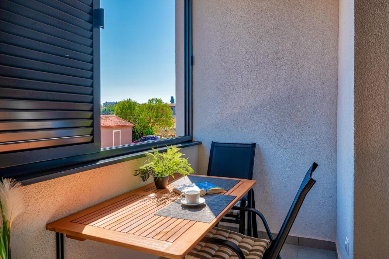 PUY Art Apartment Monvidal מראה חיצוני תמונה
